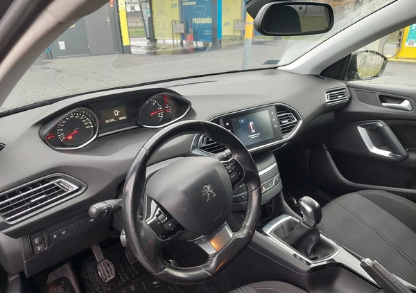 Peugeot 308 cena 32900 przebieg: 165000, rok produkcji 2015 z Czarnków małe 29